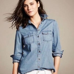 Banana Republic Chambray Denim Jean Cotton Button Down Top
